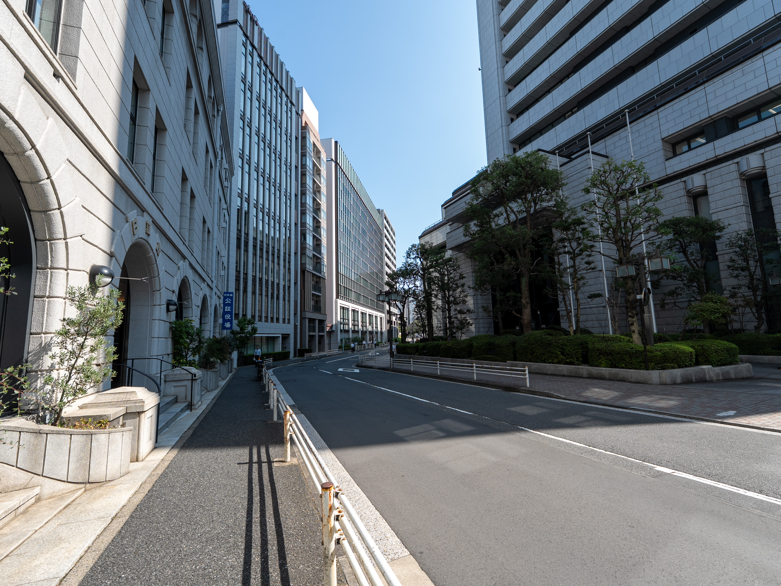 多層化する兜町